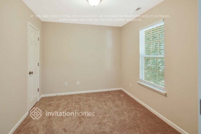 Building Photo - 236 Pangle Dr