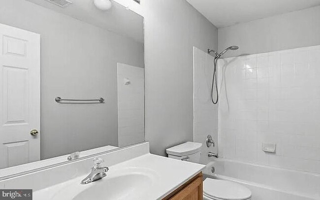 Building Photo - 12607 Piscataway Landing Dr