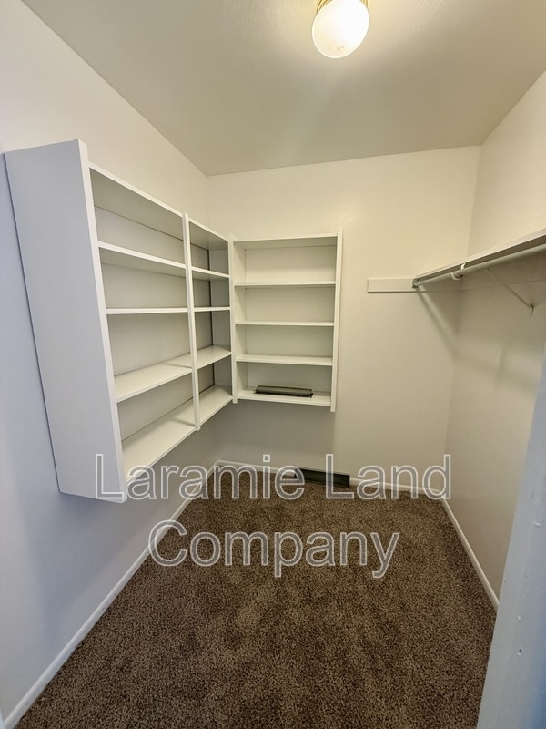 Building Photo - 1227 Downey St