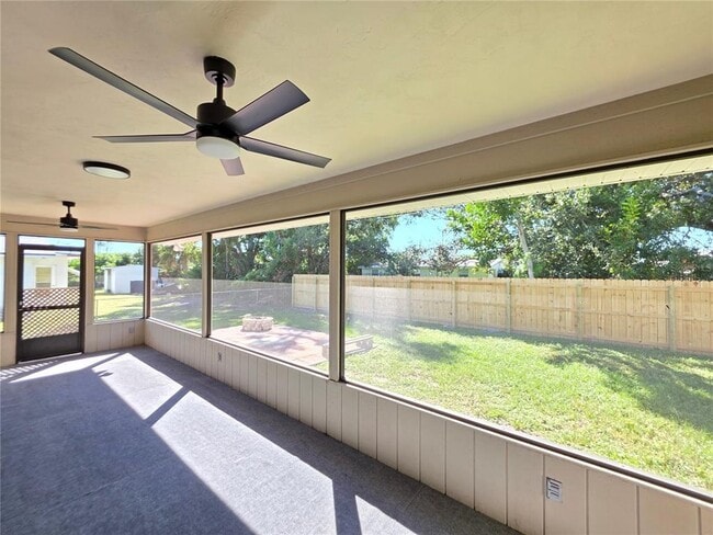 Building Photo - 920 Tanager Rd