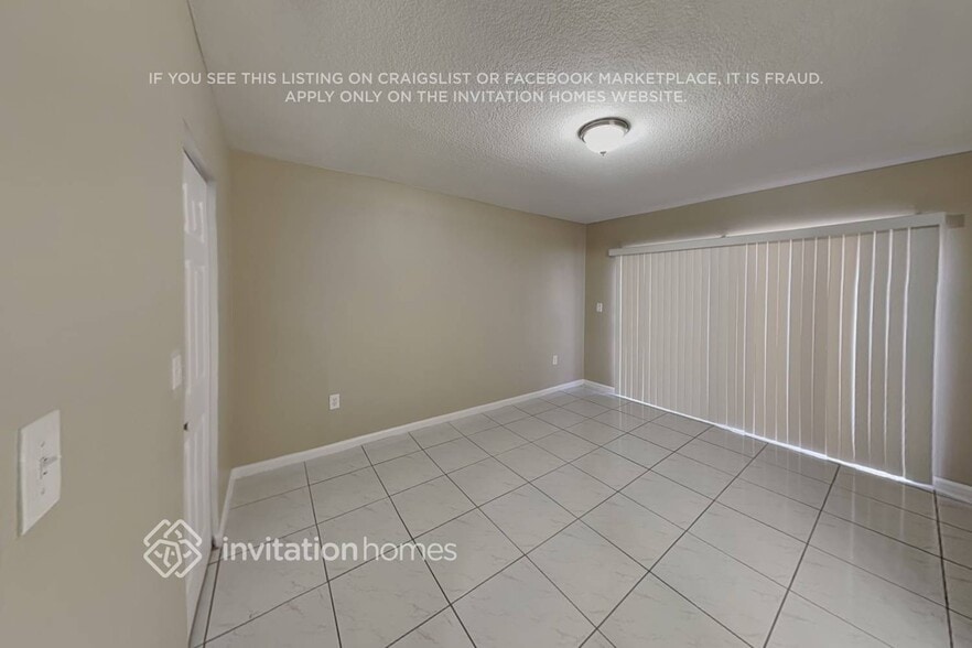 Building Photo - 17035 SW 145th Ave