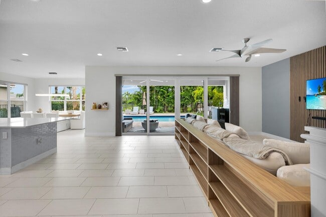 Building Photo - 9712 Celtic Sea Ln