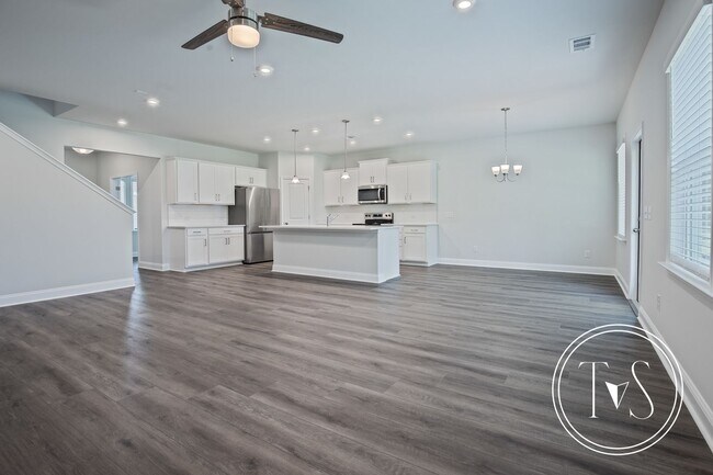 Building Photo - 332 MONTEREY Lp