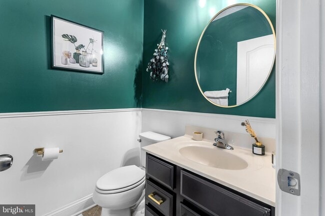 Building Photo - 726 River Mist Dr