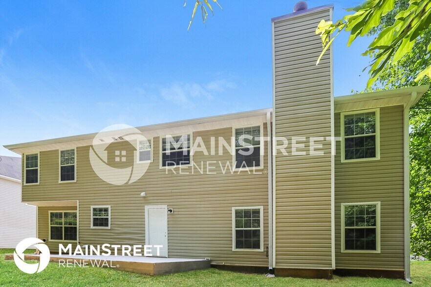 Building Photo - 665 Lakeridge Ct