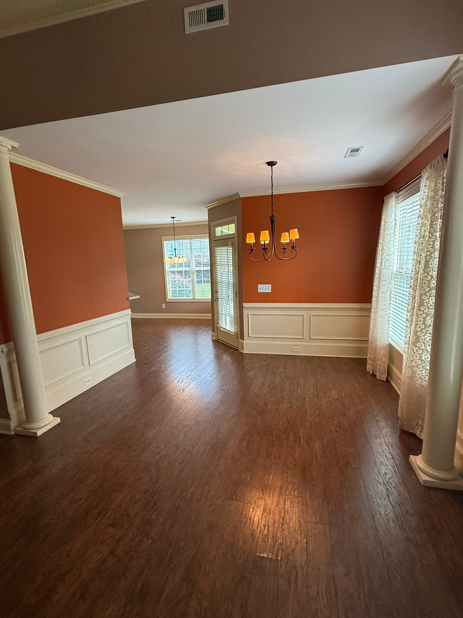 Dining Area - 367 Stillwood Dr