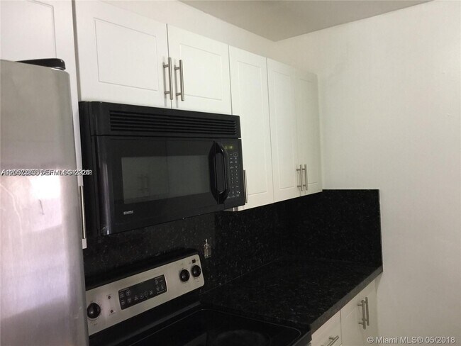Building Photo - 6540 W 27th Ct