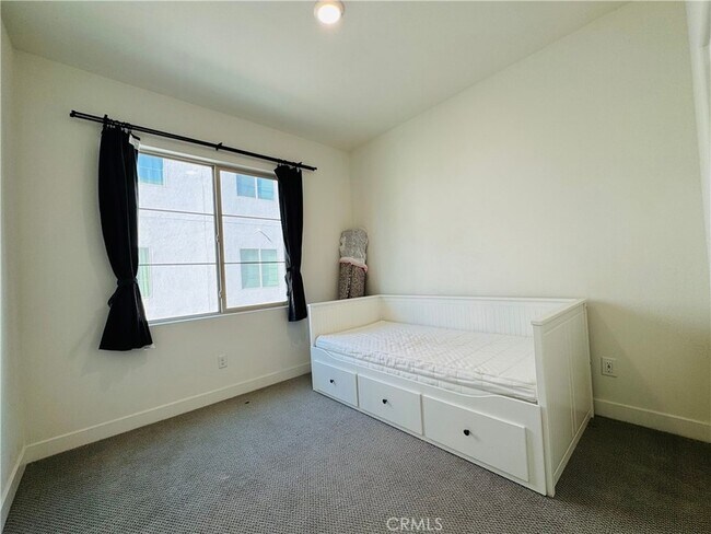 Building Photo - 2626 Glamis Ct