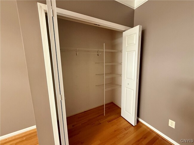 Building Photo - 5210 Hook Cir