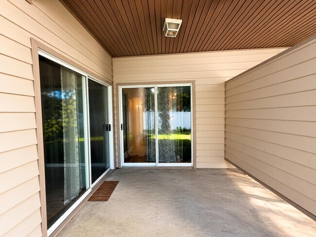 Building Photo - 22 Trevor Dr
