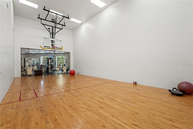 Building Photo - 4156 Central Sarasota Pkwy