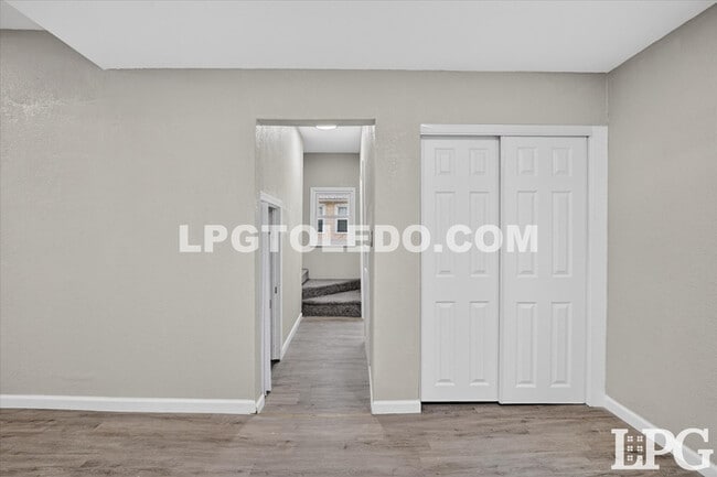 Building Photo - 2025 Caledonia St