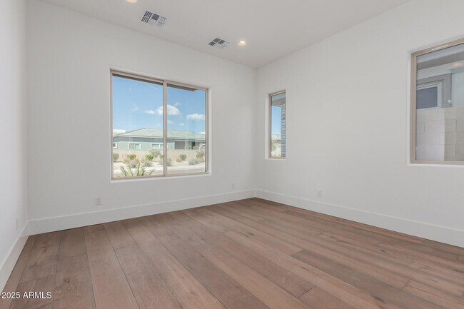 Building Photo - 12417 N 93rd Way