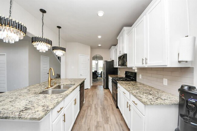 Building Photo - 5312 Cascade Ct