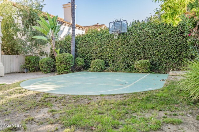 Building Photo - 637 Brademas Ct