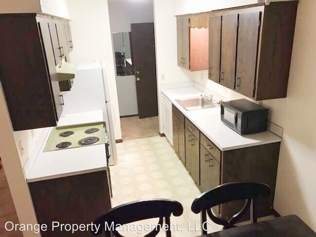 Building Photo - 1236 Edgewood Dr