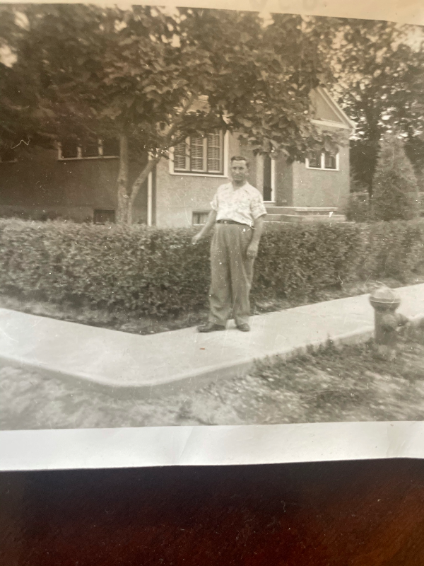 Building Photo - 405 4th St