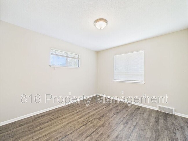 Building Photo - 8030 Campbell St