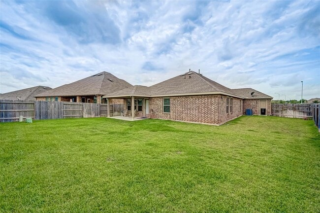 Building Photo - 15526 Atwood Bay Trl