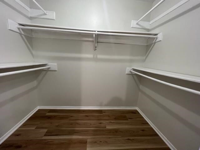 Building Photo - 200 Martingale