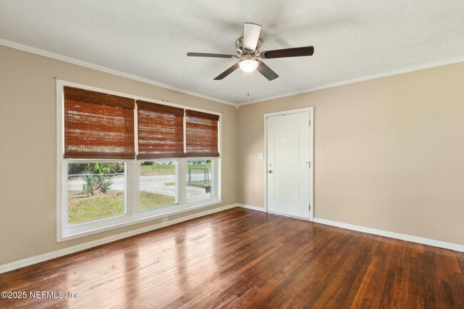 Building Photo - 1254 De Paul Dr