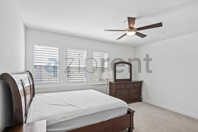 Building Photo - 3412 Element Way