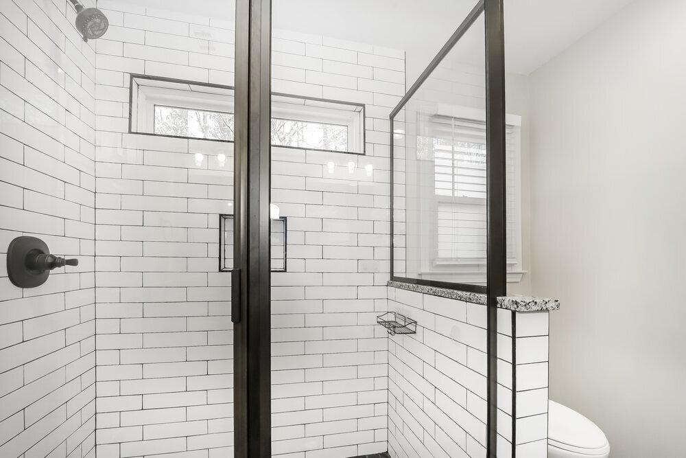 Building Photo - 2106 Winsburg Dr