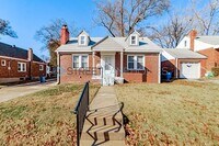 Building Photo - 3825 Melba Pl