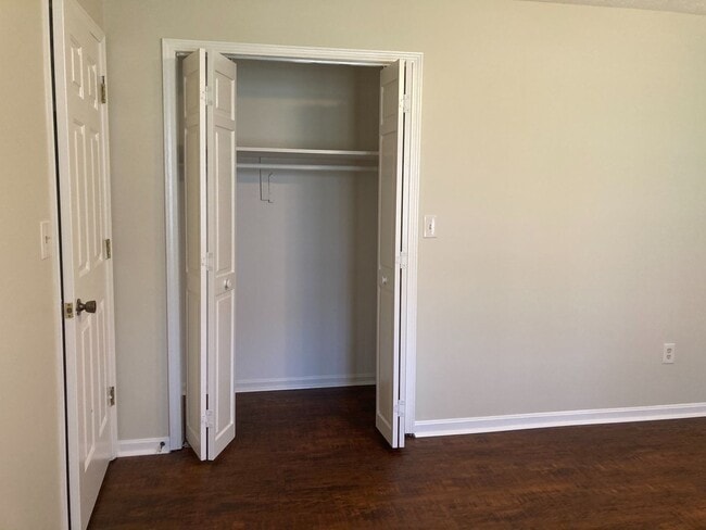 Building Photo - Cozy 3/2 House in East Rome- $1,795