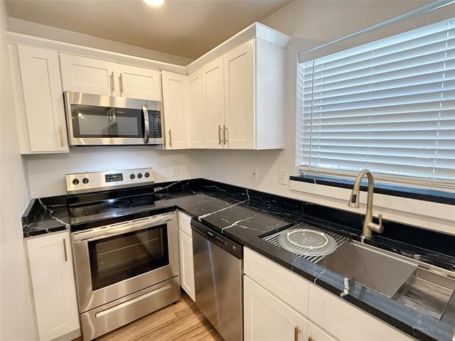 Building Photo - 4811 Live Oak St