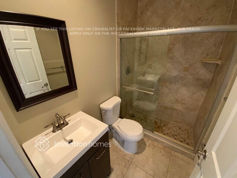 Building Photo - 7810 Hoffy Cir