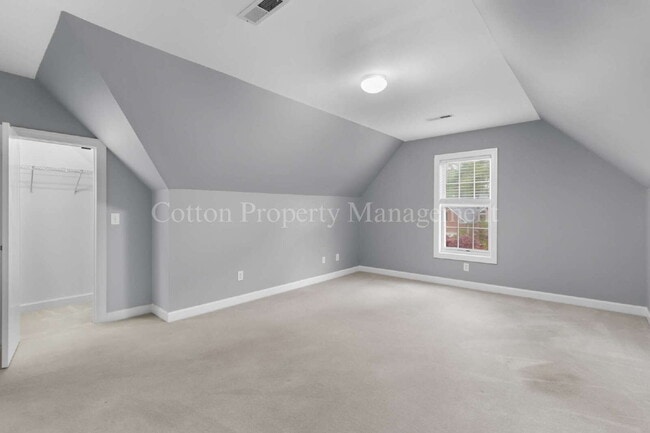 Building Photo - 4728 Wedgefield Dr