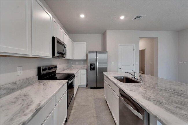 Building Photo - 17444 Crescent Moon Lp