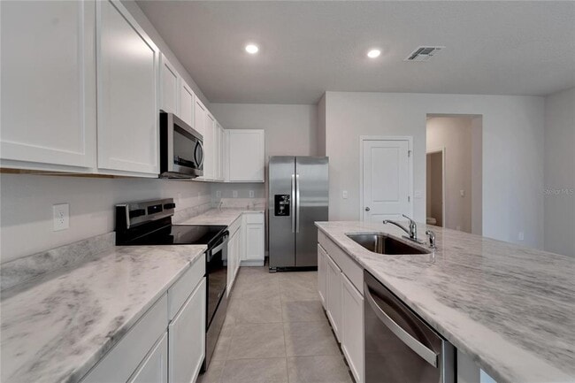 Building Photo - 17641 Crescent Moon Lp