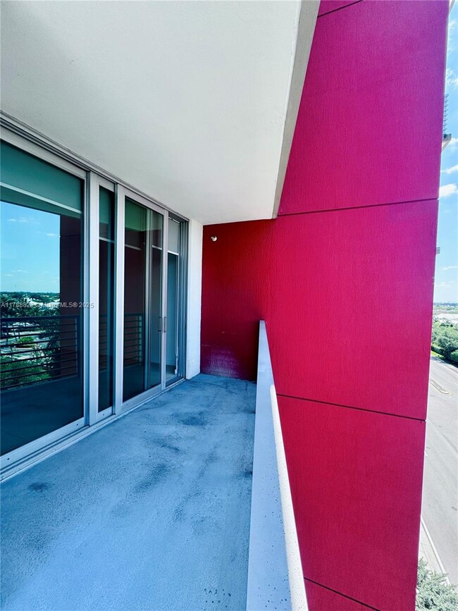 Building Photo - 7661 NW 107th Ave