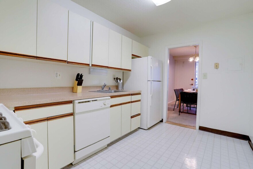 Building Photo - 2111 Richmond Hwy