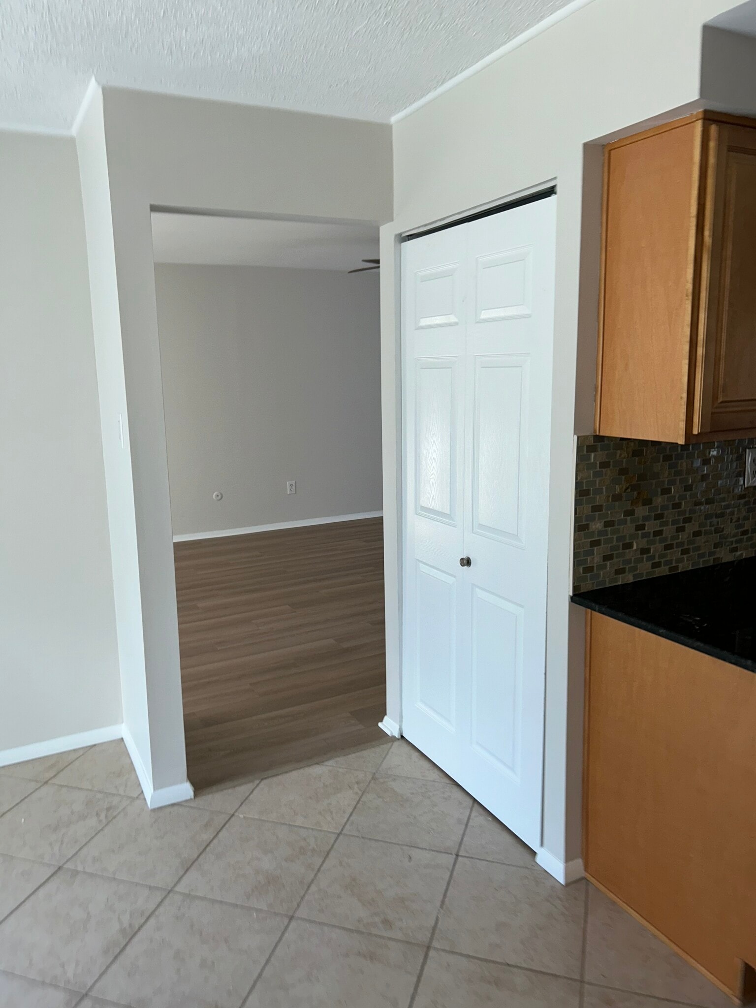 Building Photo - 232 Fir Tree Ct