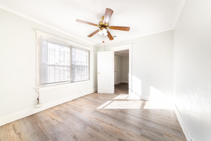 Building Photo - 6622 Bonsallo Ave