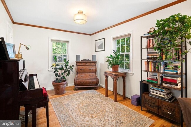 Building Photo - 37 Cadwallader Ct