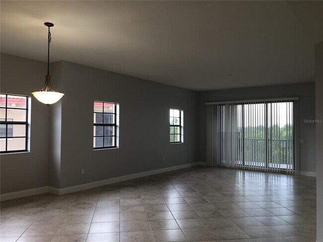 Building Photo - 7710 Lake Vista Ct