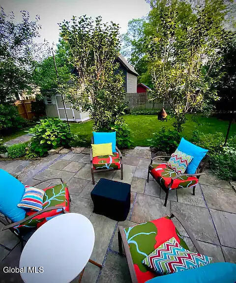 Building Photo - 64 Second St