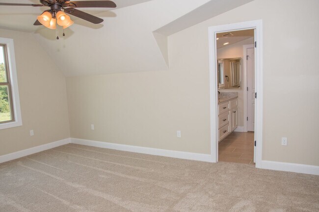 Building Photo - Barrington Park Subdivision