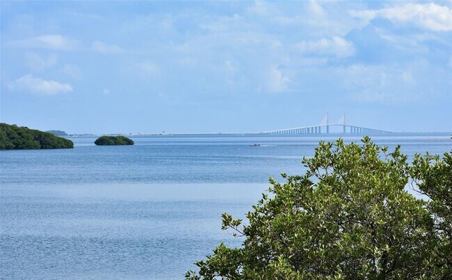 Primary Photo - 1515 Pinellas Bayway S
