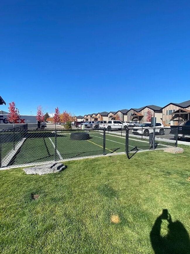 Building Photo - Teton River Lofts 2107