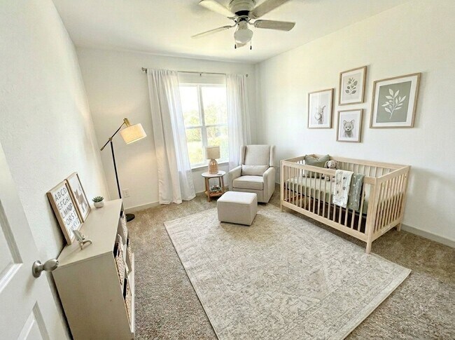 Building Photo - 6811 Fleetwood Crescent Wy