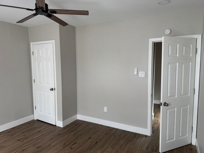 Building Photo - 204-206 E Woodrow Ave