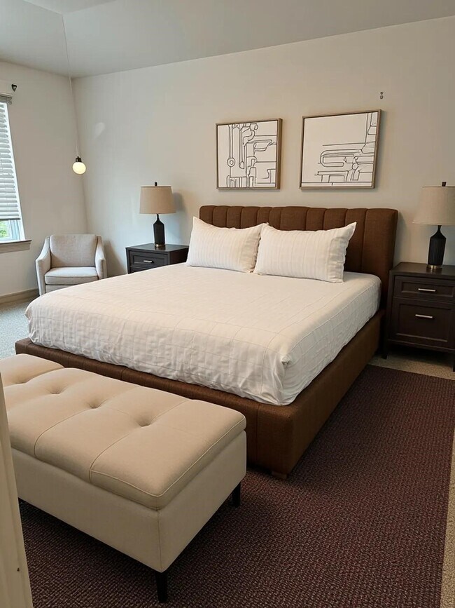 Building Photo - 1715 Plantation Pl