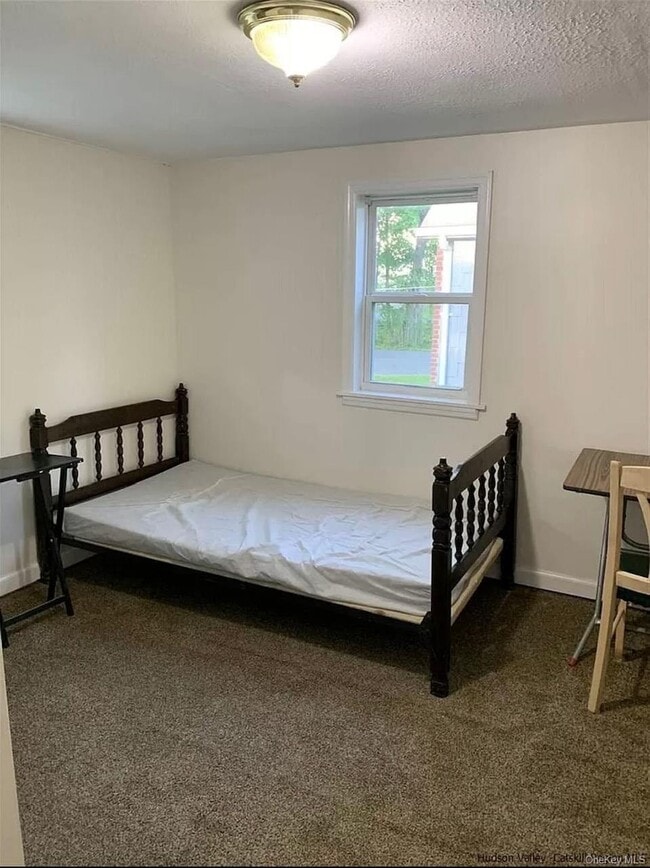 Building Photo - 11 Cherry St