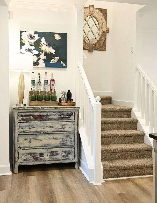 Building Photo - 90 Southaven Cir