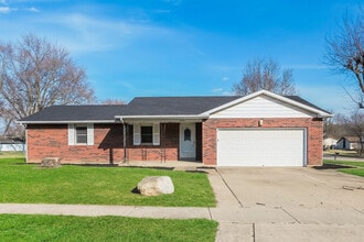 Building Photo - 2456 Bendel Dr